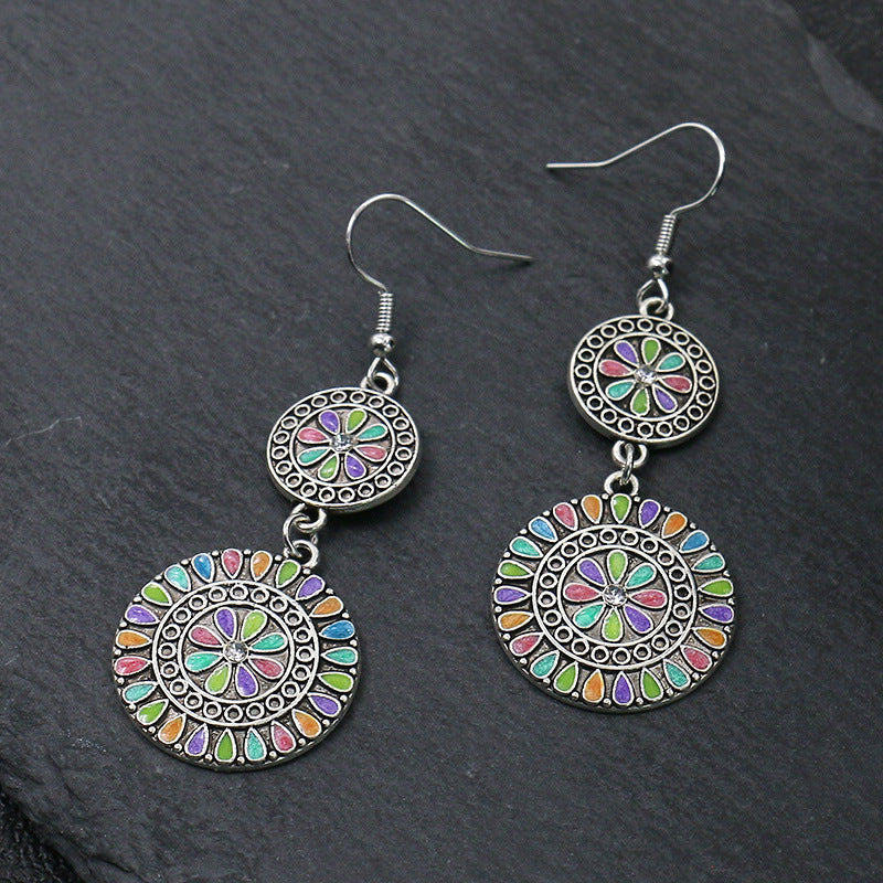 Trendy Women's Floral Drop Earrings in Alloy (Vintage)