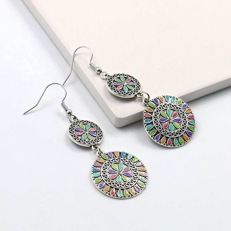 Trendy Women's Floral Drop Earrings in Alloy (Vintage)