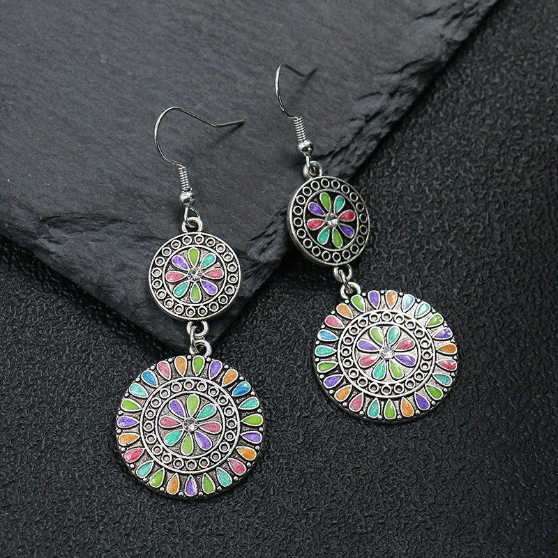 Trendy Women's Floral Drop Earrings in Alloy (Vintage)
